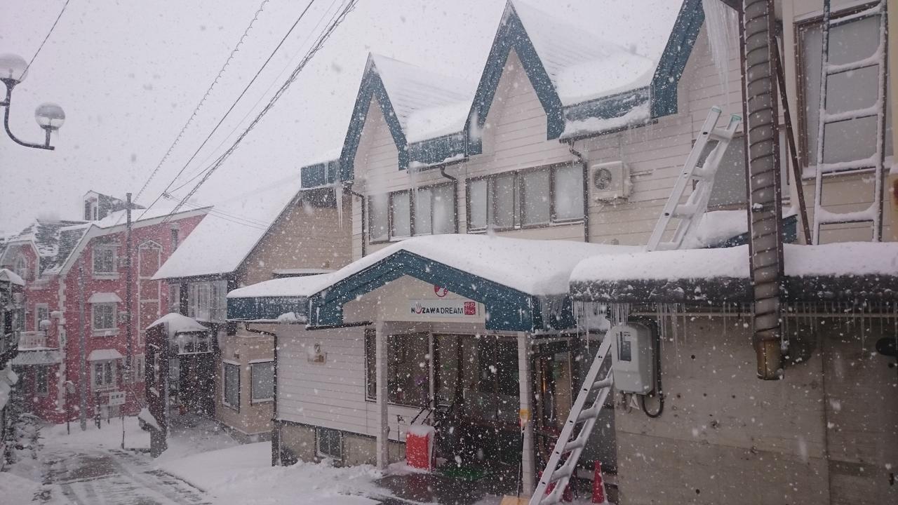 Nozawa Dream Hotel Buitenkant foto